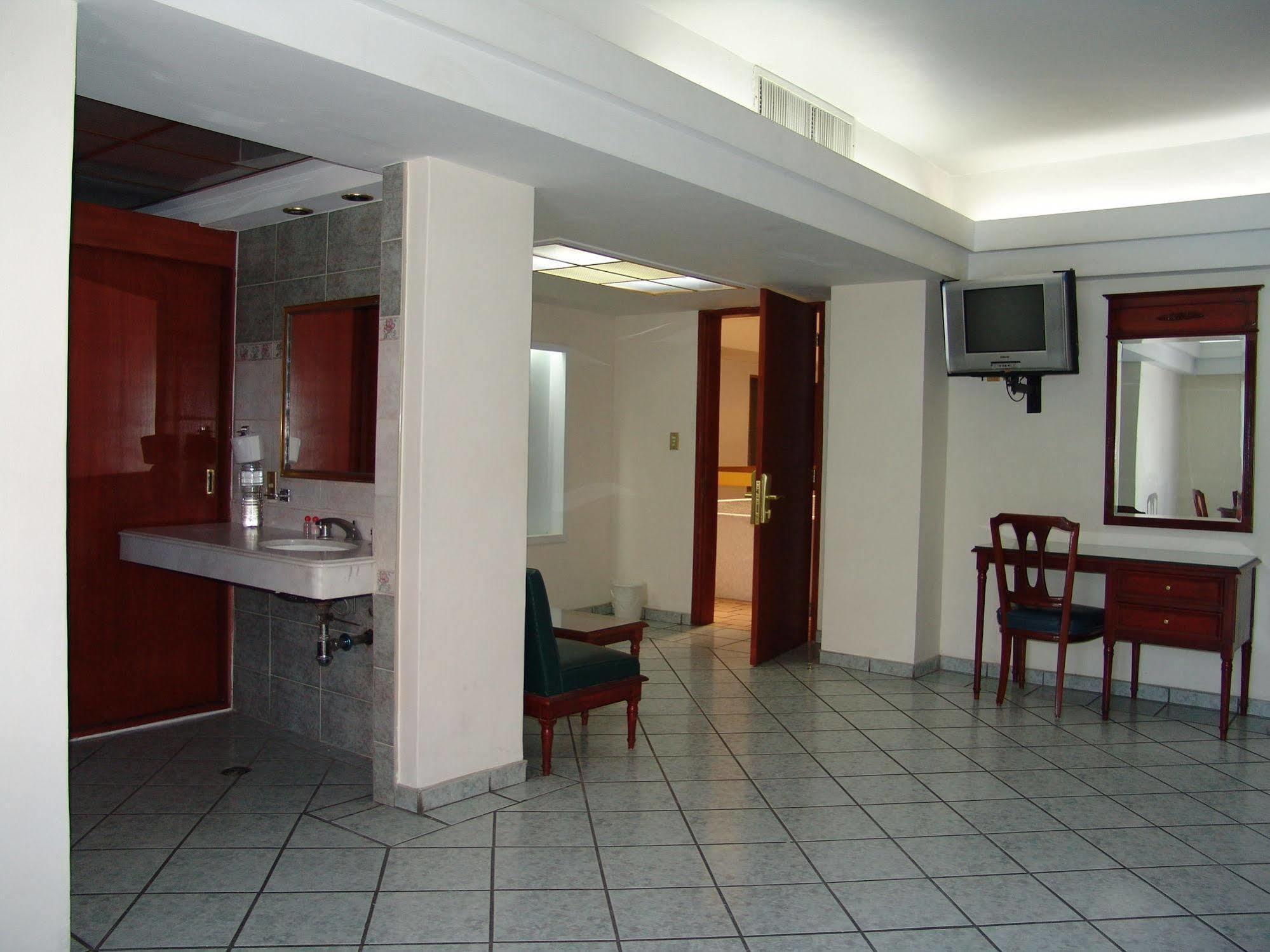 Hotel Posada Arcos San Juan de los Lagos Luaran gambar